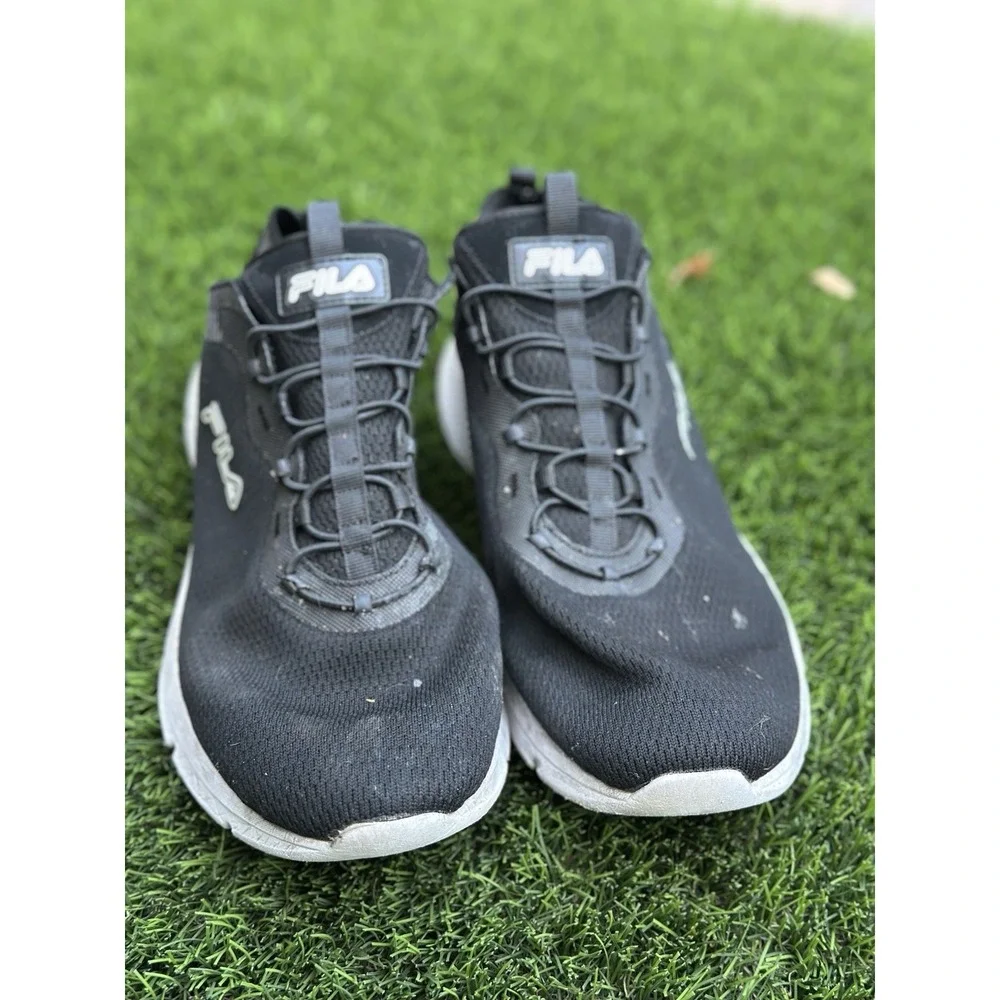 Fila Men's Athletic Sneakers Black White Slip On US 13 EU 47 Running Shoes